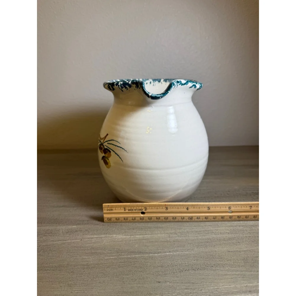 Contemporary Pottery Trends vintage studio